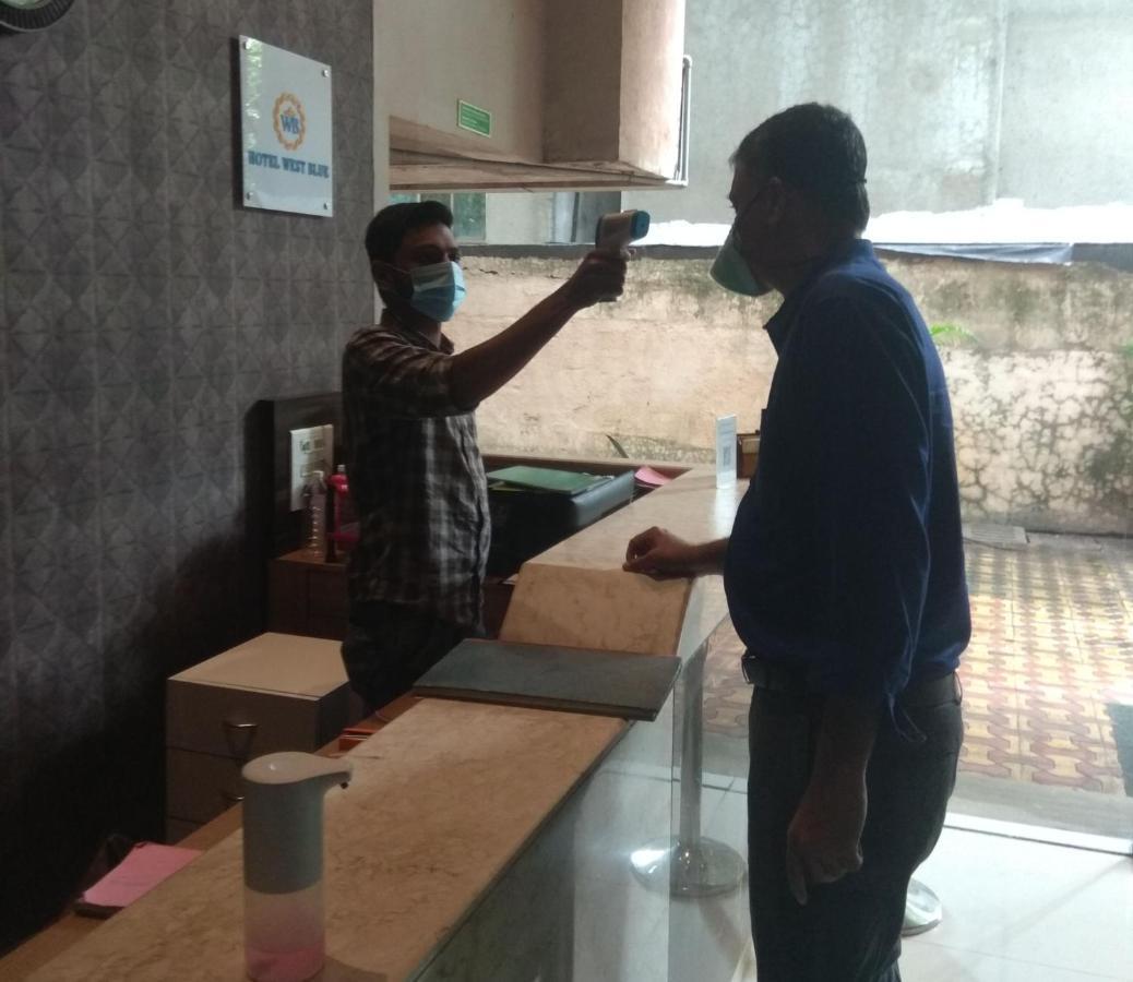 Hotel West Blue By WB Economy, Andheri - W , Mumbai Bagian luar foto